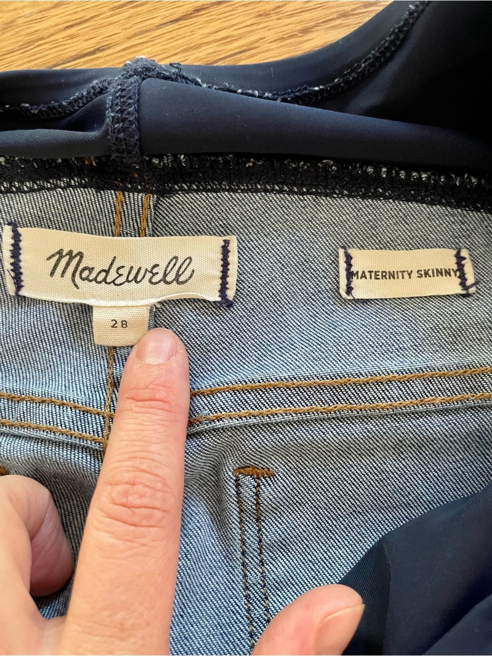 Madewell Skinny Maternity Jeans in Medium Blue Wash - Picture 6 of 10